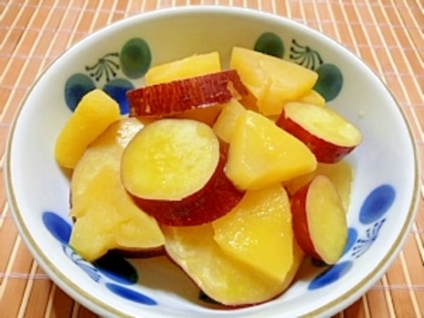 サツマイモとリンゴのオレンジ煮